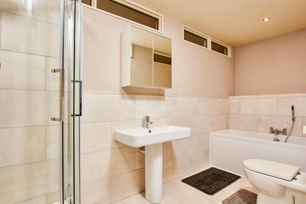 The Stunning Central Harrogate Abode - Sleeps 6 外观 照片