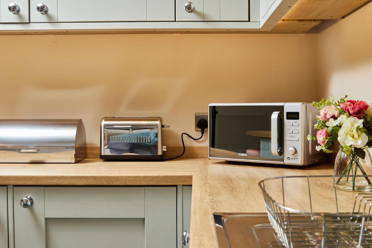 The Stunning Central Harrogate Abode - Sleeps 6 外观 照片