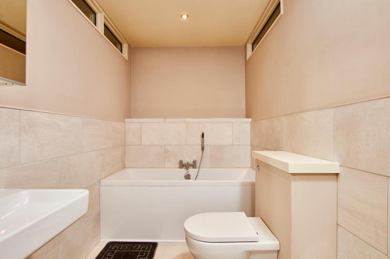 The Stunning Central Harrogate Abode - Sleeps 6 外观 照片
